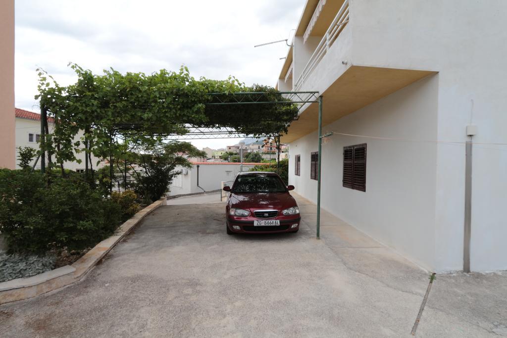 Apartments Antoneta Makarska Exterior photo