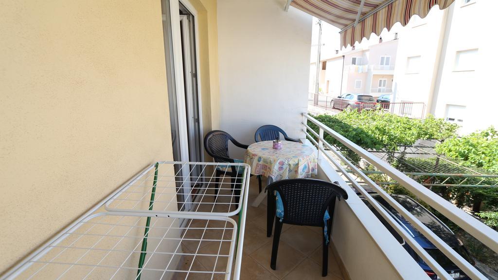 Apartments Antoneta Makarska Exterior photo